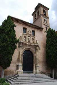 Portada de la Iglesia de San Gil y Santa Ana, Granada